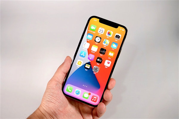 宜春苹果手机维修分享iOS 14.2修订版已到，专属iPhone 12系列 
